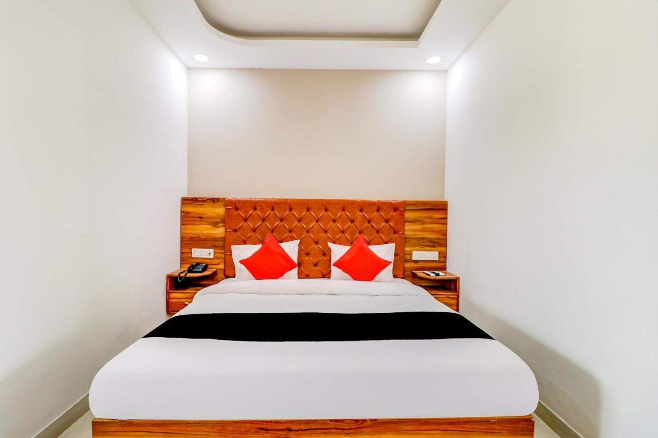 Oyo Flagship 80318 Hotel Sai Plaza Near Indira Gandhi International Airport Neu-Delhi Exterior foto